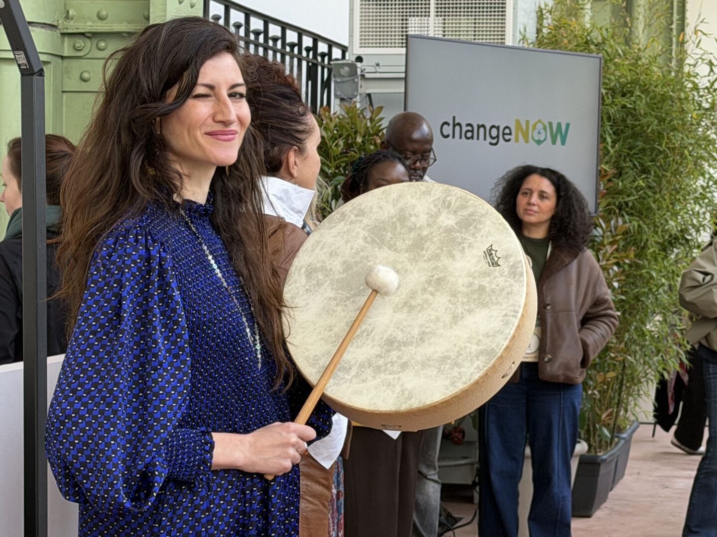 Aurore Fagnen Change Now sonothérapie féminin sacré
